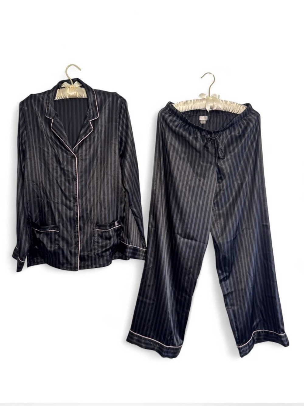 Victoria’s Secret 2011 Satin Stripe Pajama Set VS Logo Small Black